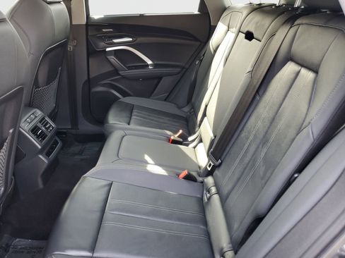 Used 2025 Audi Q5 Premium Plus w/ Premium Plus image 15