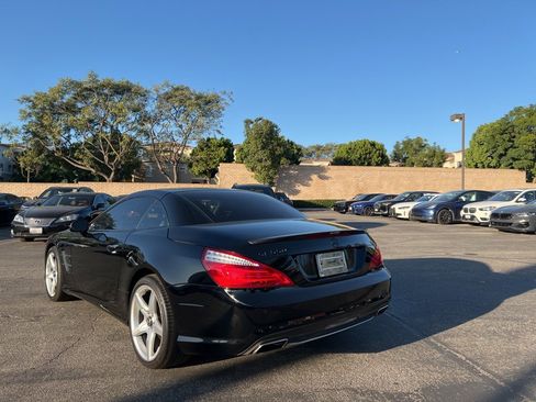 Used 2013 Mercedes-Benz SL 550 image 4