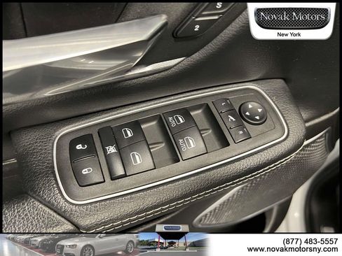 Used 2022 RAM 1500 Laramie image 19