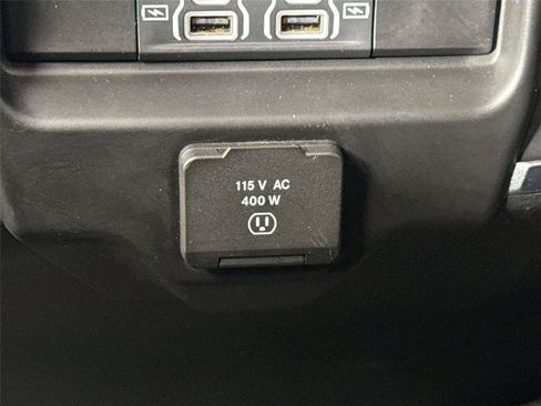Used 2023 RAM 1500 Laramie AWD/4WD image 37