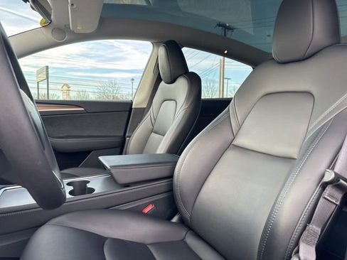 Used 2023 Tesla Model Y Long Range AWD/4WD image 14