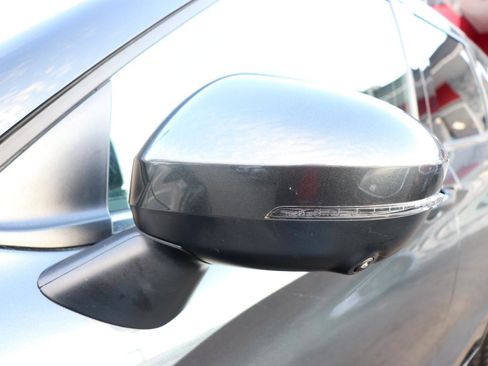 Used 2025 Mitsubishi Outlander SEL image 67