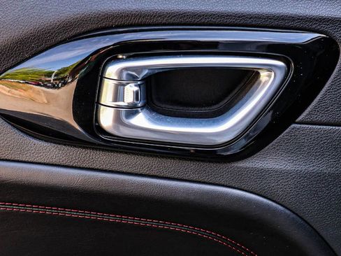 Used 2024 Jeep Compass Trailhawk image 47