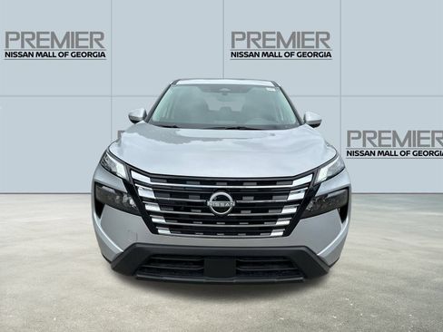 New 2025 Nissan Rogue SV FWD image 2
