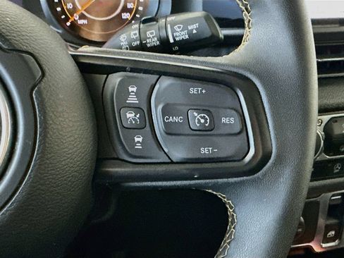 Used 2024 Jeep Wrangler Sport AWD/4WD image 27