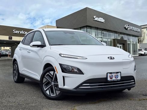 Used 2023 Hyundai Kona SE FWD image 1