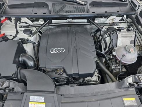 Used 2022 Audi Q5 Premium w/ Premium Plus Package AWD/4WD image 33