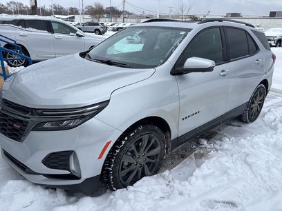 Used 2022 Chevrolet Equinox RS w/ Infotainment Package
