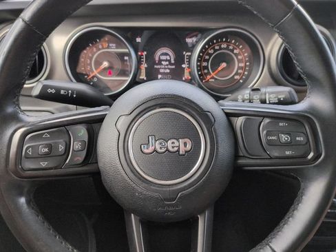 Used 2019 Jeep Wrangler Unlimited Sport S AWD/4WD image 25