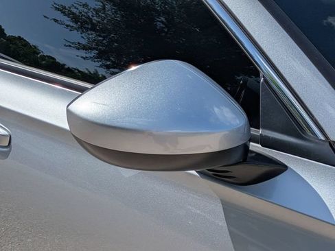 Used 2024 Honda Civic EX-L image 12