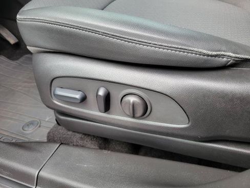 Used 2023 Buick Encore GX Select FWD image 9