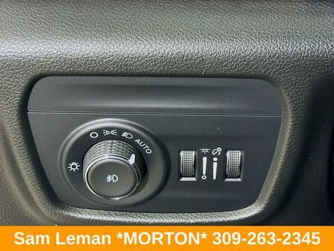 Used 2024 Jeep Grand Cherokee Limited w/ Luxury Tech Group II AWD/4WD image 10