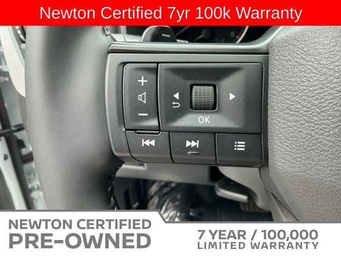 Used 2026 Nissan Rogue SV w/ Cold Weather Package FWD image 28