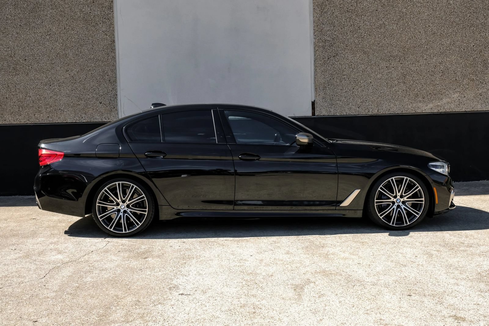 Used 2020 BMW M550i xDrive AWD/4WD image 8