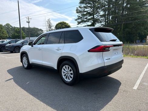 Used 2024 Toyota Grand Highlander AWD Hybrid image 7
