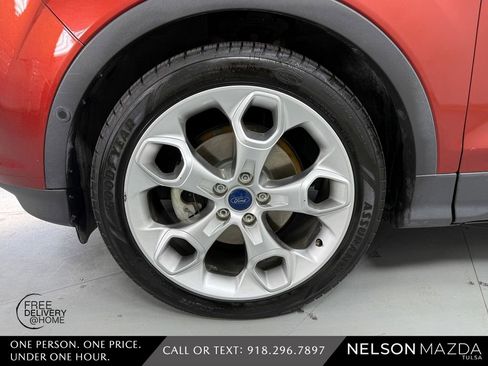 Used 2014 Ford Escape Titanium w/ Equipment Group 401A FWD image 12