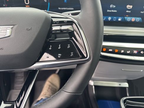 Used 2024 Cadillac Lyriq Luxury image 19