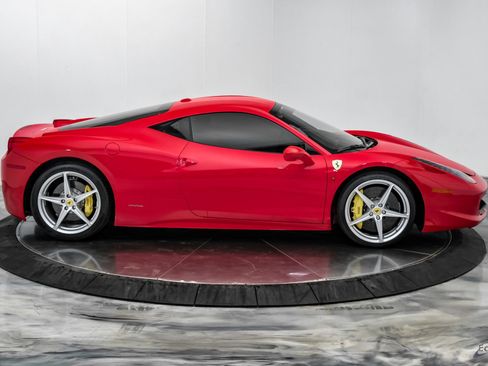Used 2014 Ferrari 458 Italia Coupe RWD image 27