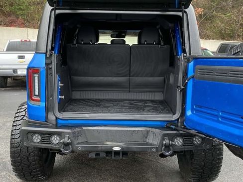 Used 2022 Ford Bronco Black Diamond image 12