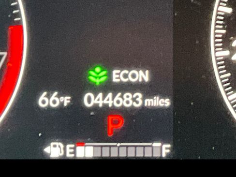 Used 2024 Honda CR-V EX-L image 16