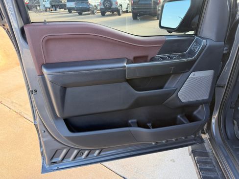 Used 2022 Ford F150 Lariat AWD/4WD image 8