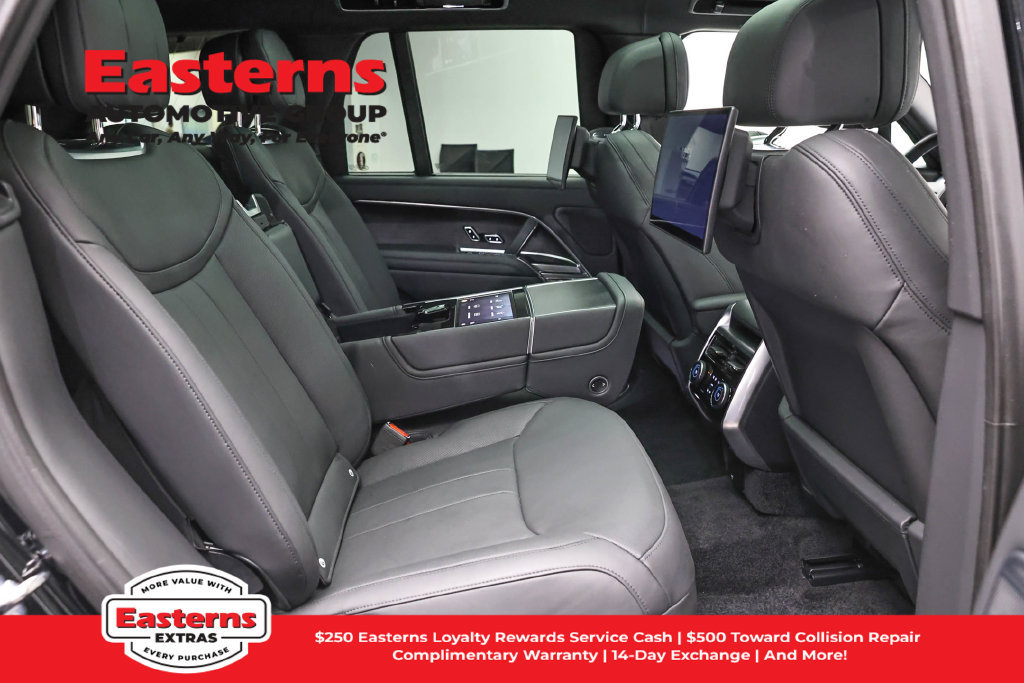 Used 2023 Land Rover Range Rover Autobiography AWD/4WD image 30