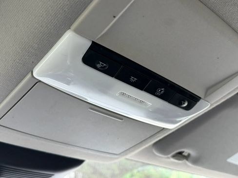 Used 2022 Nissan Sentra SV FWD image 33
