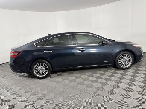 Used 2018 Toyota Avalon Limited w/ Carpet Mat Package FWD image 29