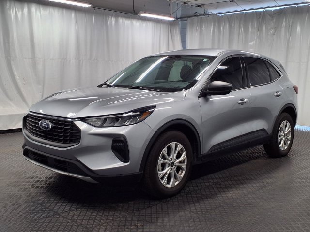 Used 2023 Ford Escape Active AWD/4WD image 25