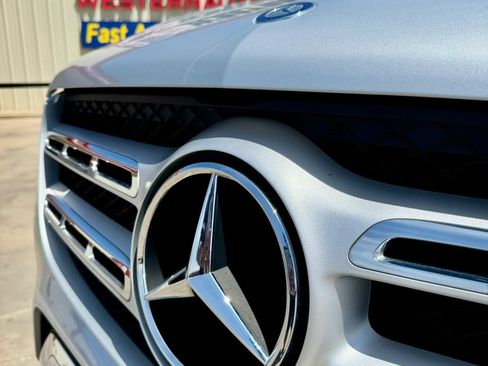 Used 2017 Mercedes-Benz GLS 450 4MATIC w/ Premium Package image 9