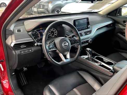 Certified 2023 Nissan Altima 2.5 SR image 17