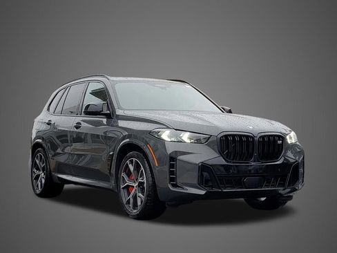 New 2026 BMW X5 M60i image 3