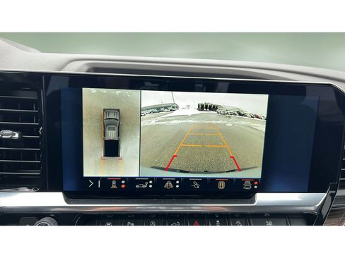 Used 2024 Chevrolet Silverado 1500 LT Trail Boss w/ LT Trail Boss Premium Package image 19