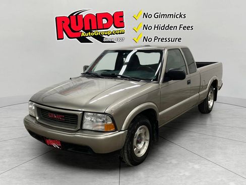 Used 2001 GMC Sonoma SLS w/ Super Spec Pkg 3 image 1