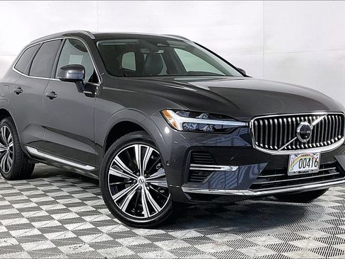 Used 2023 Volvo XC60 T8 Plus AWD/4WD image 12