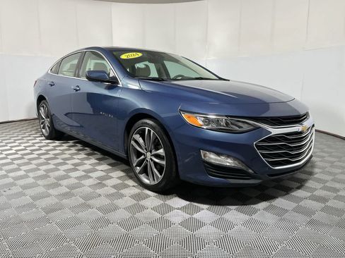 Used 2024 Chevrolet Malibu LT FWD image 2