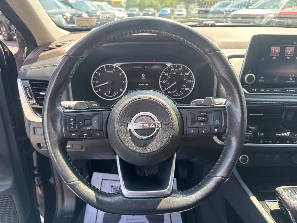 Used 2023 Nissan Rogue SV w/ SV Premium Package AWD/4WD image 18