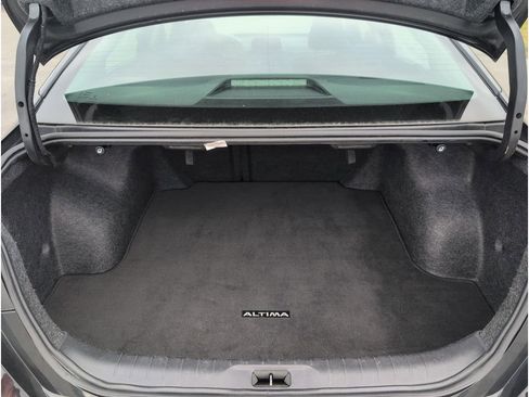 Used 2024 Nissan Altima 2.5 SV image 32