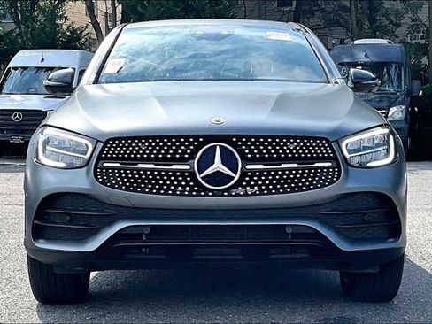 Used 2023 Mercedes-Benz GLC 300 4MATIC Coupe image 2