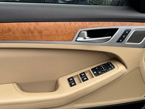 Used 2020 Genesis G80 5.0 Ultimate RWD image 9
