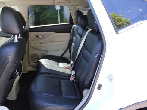 Used 2019 Nissan Murano SV w/ Cargo Package FWD image 28