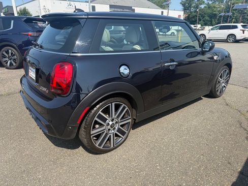 Used 2021 MINI Cooper S FWD image 4