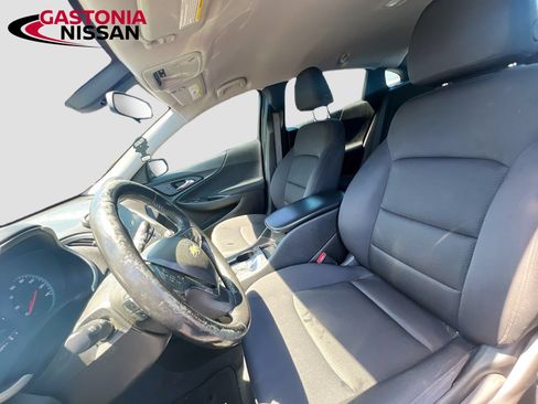 Used 2022 Chevrolet Malibu LS FWD image 25
