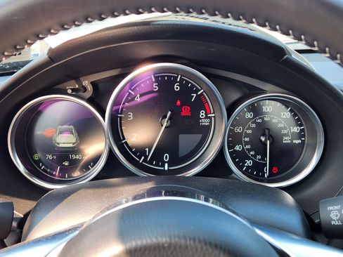Used 2024 MAZDA MX-5 Miata RF Grand Touring RWD image 17