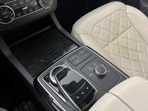 Certified 2018 Mercedes-Benz GLE 43 AMG 4MATIC image 30