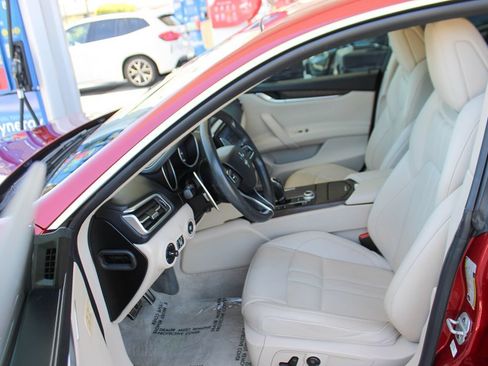 Used 2018 Maserati Ghibli S GranSport RWD image 13