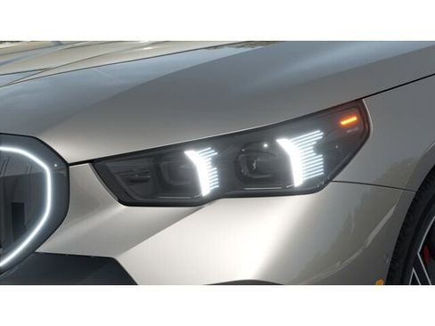 New 2026 BMW i5 eDrive40 w/ M Sport Package image 6