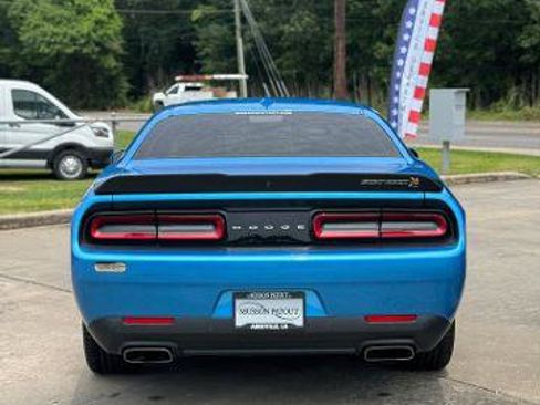 Used 2023 Dodge Challenger R/T Scat Pack w/ Plus Package RWD image 5