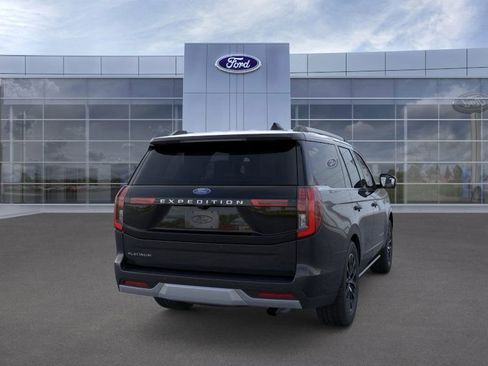 New 2025 Ford Expedition Platinum image 8