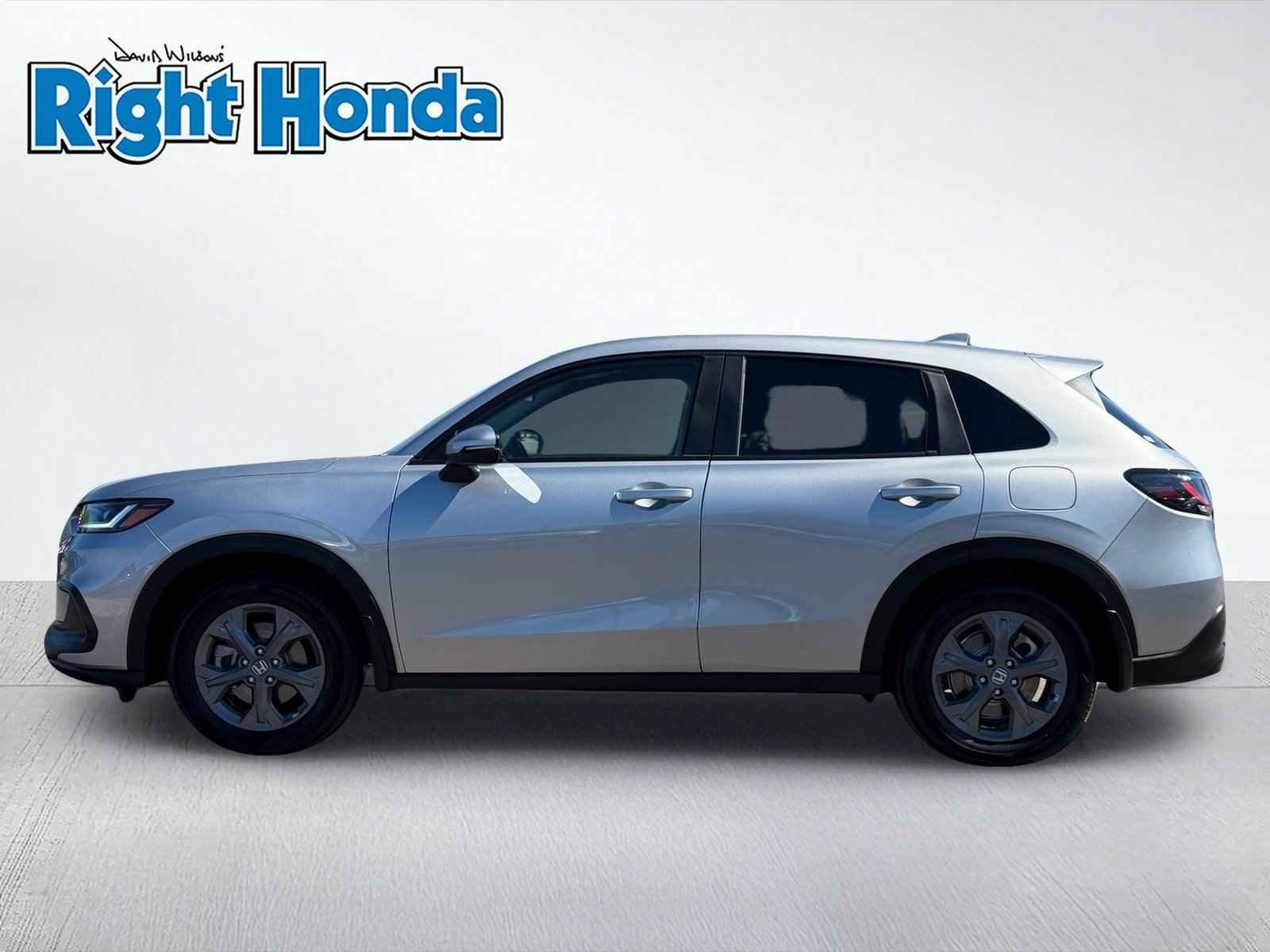 Certified 2027 Honda HR-V LX image 3